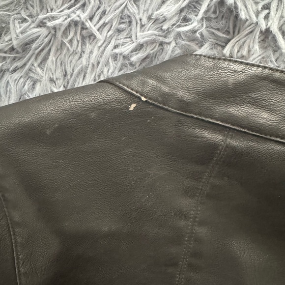 Faux leather jacket - Picture 9 of 9